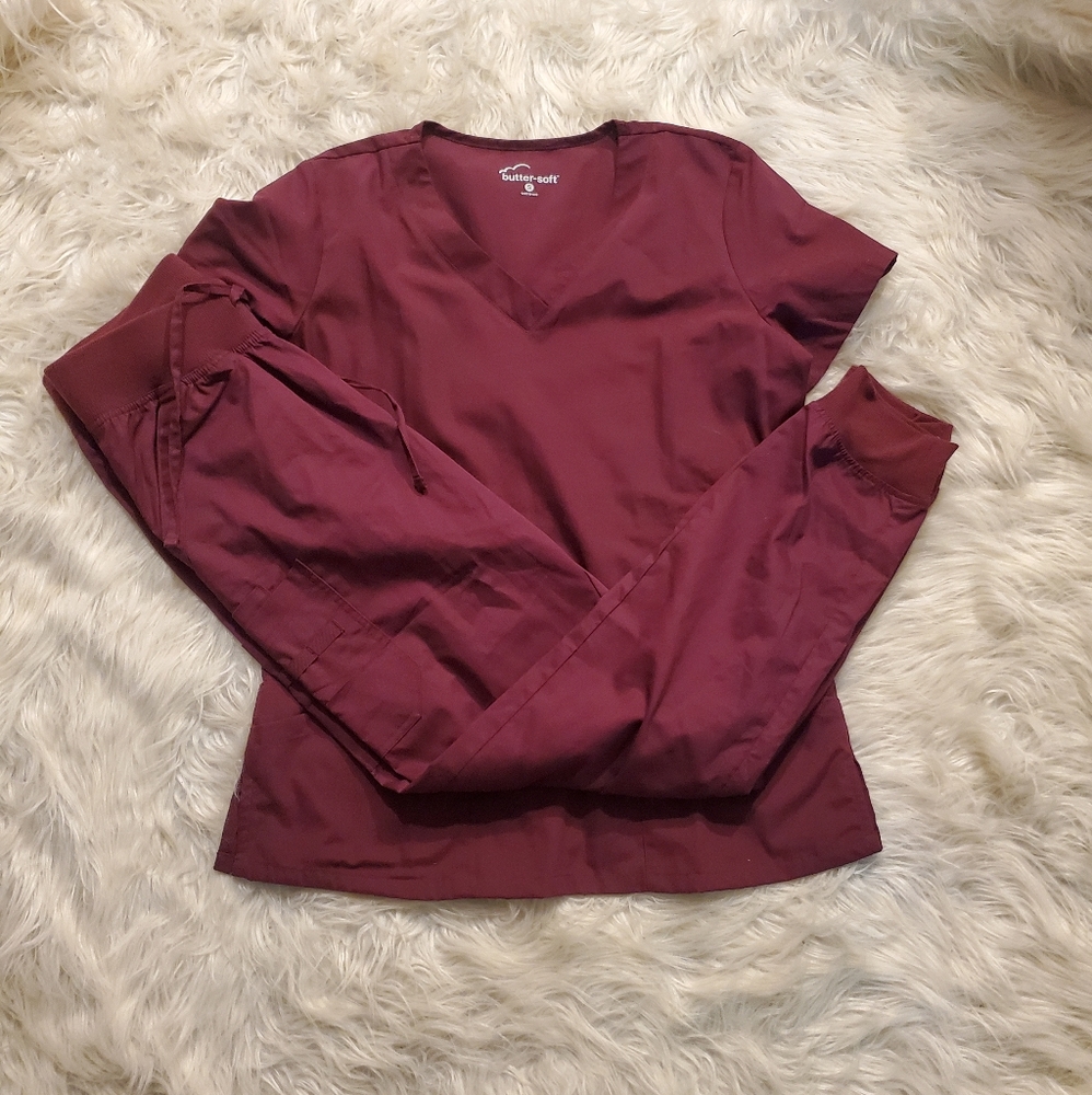 Buttersoft scrub set